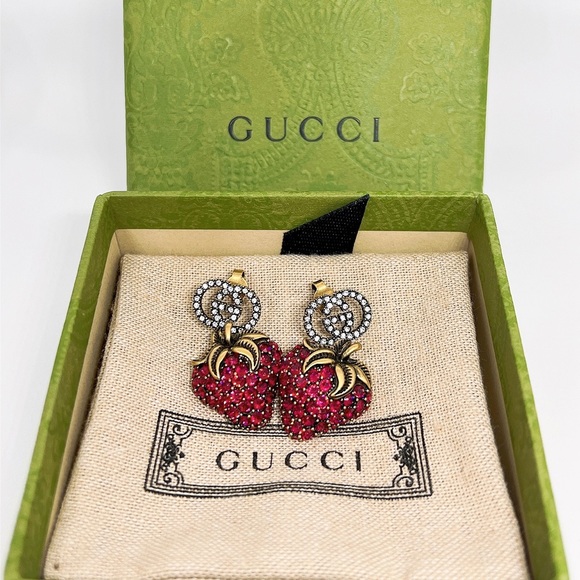 NEW Gucci Pink Crystal Strawberry Earrings - Picture 2 of 8